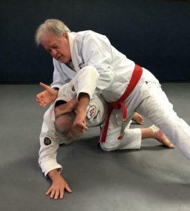 Fernando Pinduka a fazer técnica de Jiu Jitsu